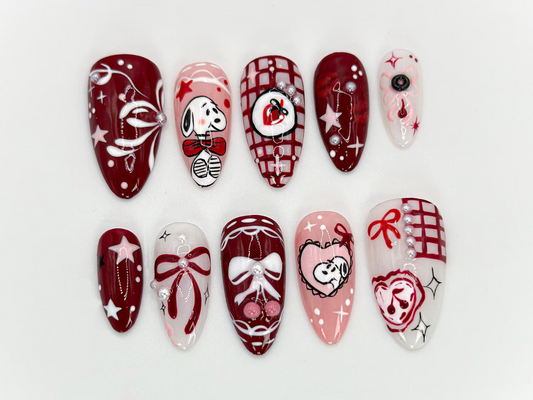 Snoopy-Inspired Red Press On Nails Unique Hand-Painted Snoopy Design Charming Stars and Bows Nail Set Artistic Handmade Nail OB566HK
