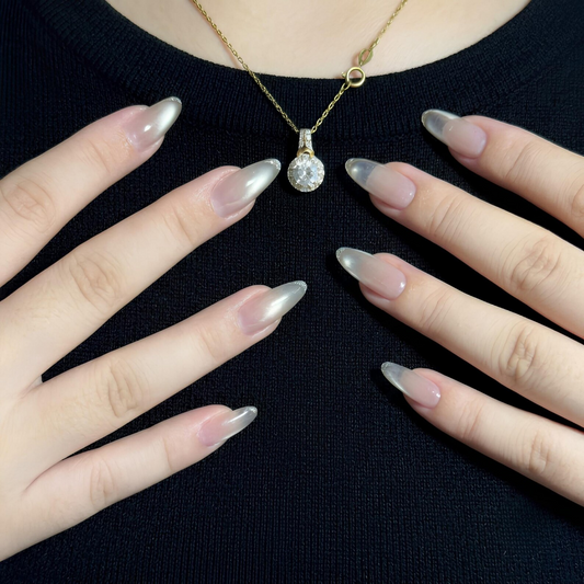 Velvet Cat Eye Press On Nails with Silver Pearl Ombre, Magnetic Fake Nails in Almond