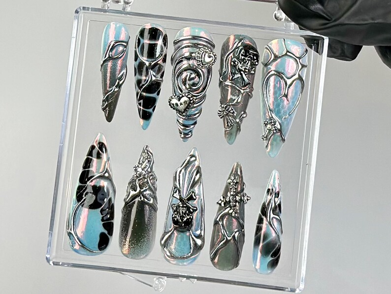 Gothic Black Chrome Press On Nails Cyberpunk 3D Press Ons Holographic 3D Fake Nails Gothic, Y2K, Dark Nail Art Gothic NailsOC773YC