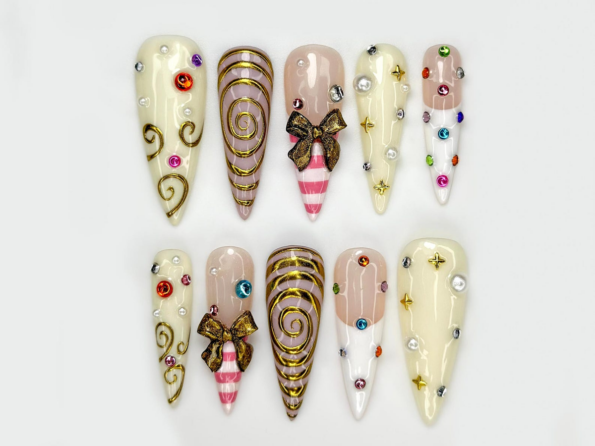 Gold Swirl Cute Press On Nail Playful Luxury Nail Art Creative Candy Swirl Nails Handmade Artistic Candy Nails Set
