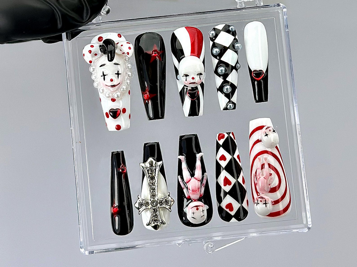 Gothic Clown Press On Nails by DoryNail Horror Harlequin Fake nails Creepy Cute Nail Art Black Red White 3D Dolls Nails