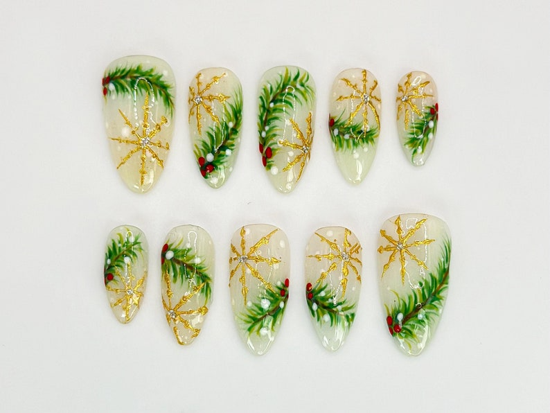 Luxury Christmas Press On Nails, Gold Snowflakes And Pine Accents Fake Nails, Festive