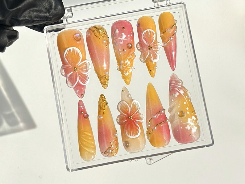 Luxury Floral Hand-Painted Press On Nails Tropical Flower Fake nails| Floral Fantasy Nail Art Boho Chic Style Acrylic Nails