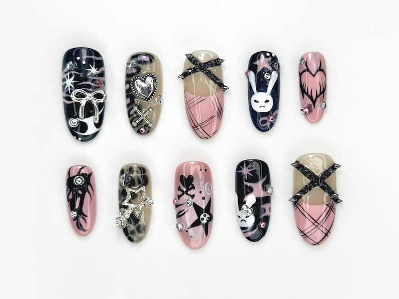 Gothic Bunny & Punk Heart Press On Nails Y2K Alternative Nail Art Pink Plaid, Stars And Skulls Cute Bunny Gothic Vibes