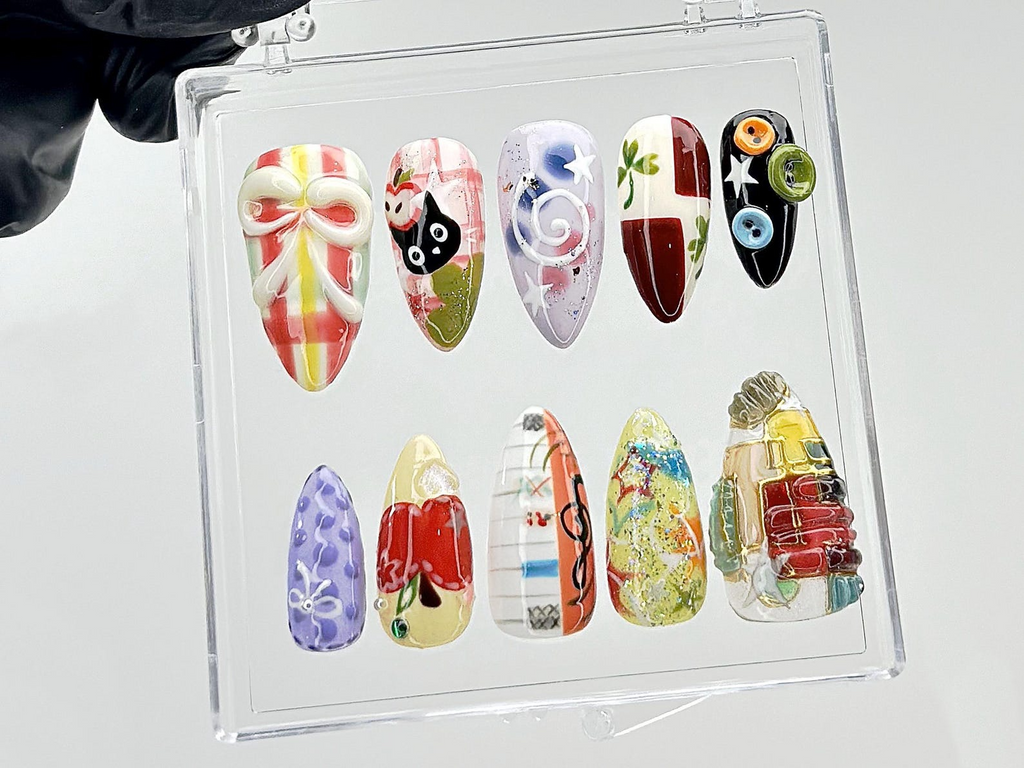 Jiji Cat & Colorful Abstract Press On Nails Unique Cartoon Fake Nails Whimsical Art Nail Art Mixed Media Press Ons Summer OB880YC