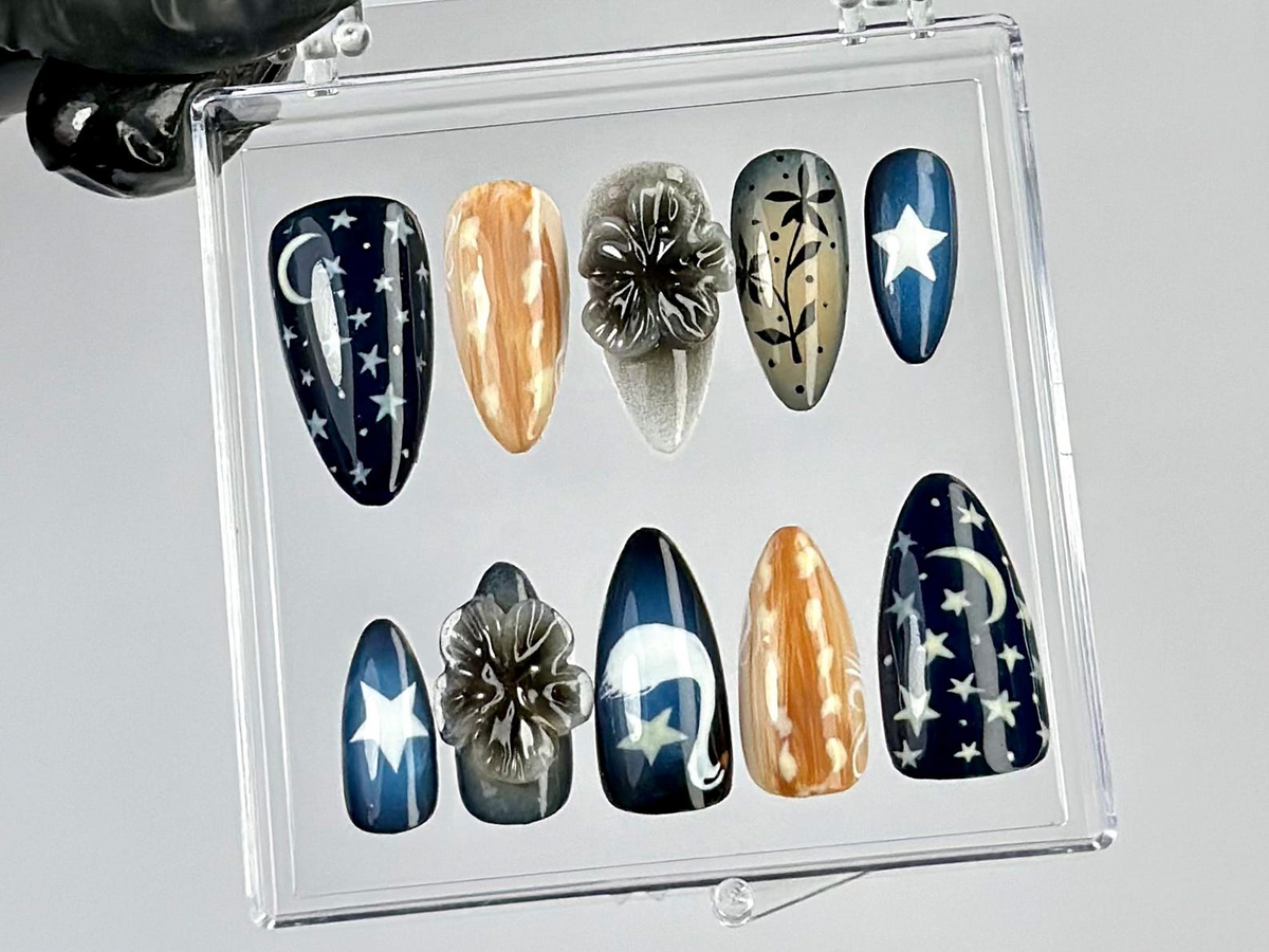 Luxury Night Sky Press On Nails Midnight Sky Themed Fake nails Dark Aesthetic Celestial Nail Art Starry Night Press Ons