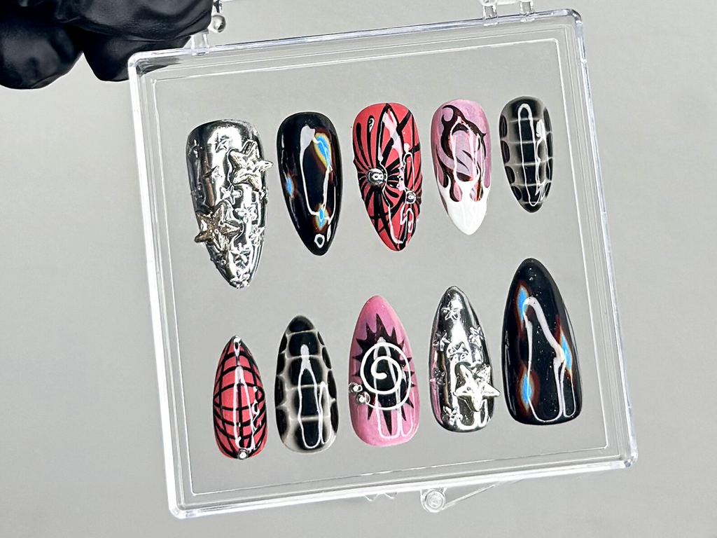 Chrome Flame Press On Nails Gothic Spider Nail Art Flame Spider Press Ons Cyber Y2K Fake Nails Emo Butterfly Press Ons