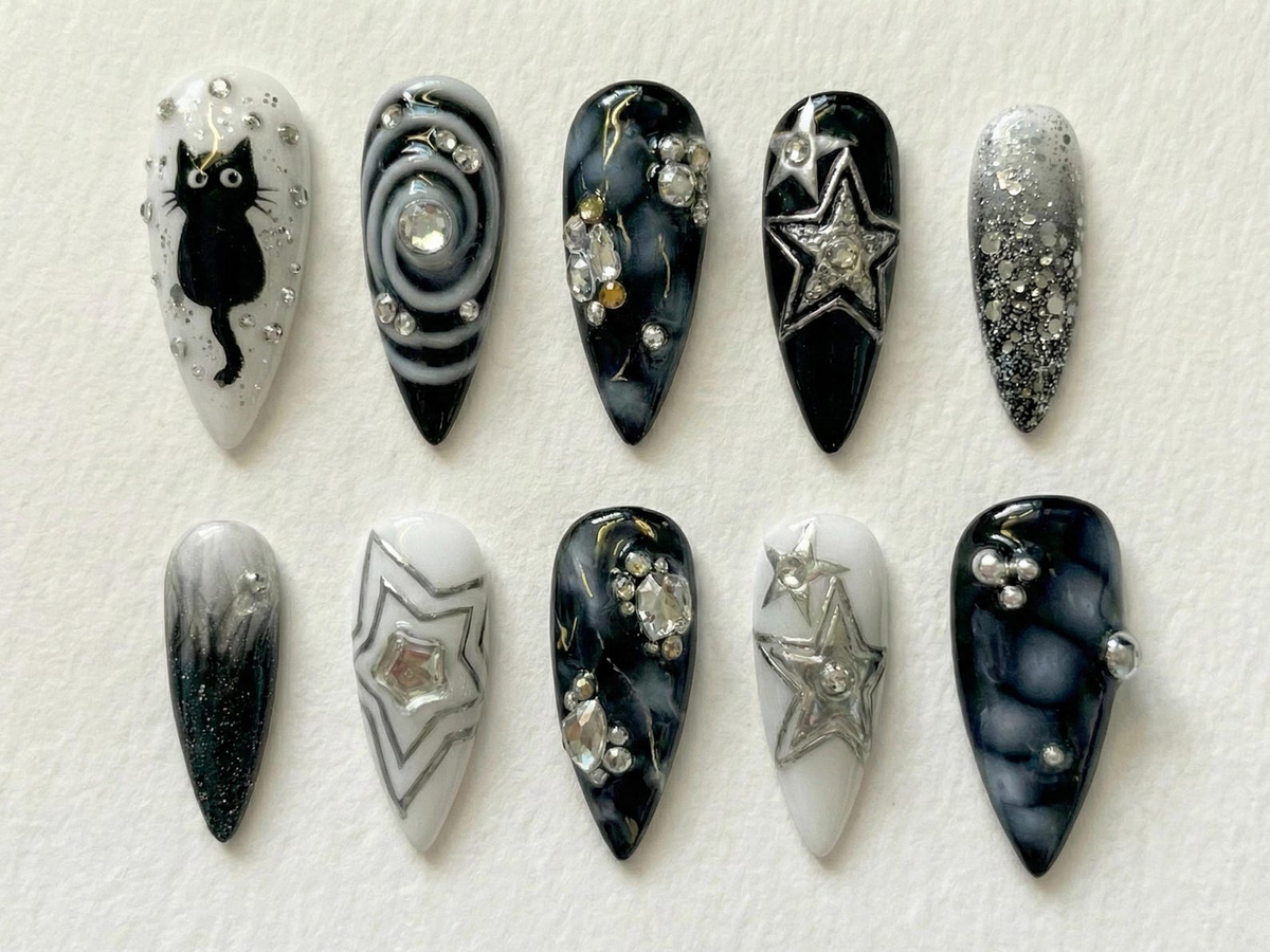 Gothic Black Cat Galaxy Press On Nails for Bold Girls Handmade Silver Star Fake Nails Dark Smoky Crystal Nail Art