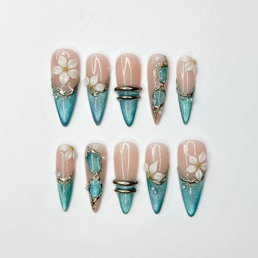 Teal Cat-Eye & 3D White Bloom Nails, Antique Gold Chrome Accents, Luxury Botanical