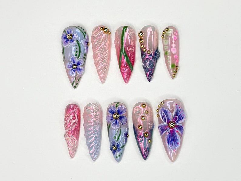 Floral Elegance 3D Press On Nails, Handcrafted Press On Nails with Delicate Flower