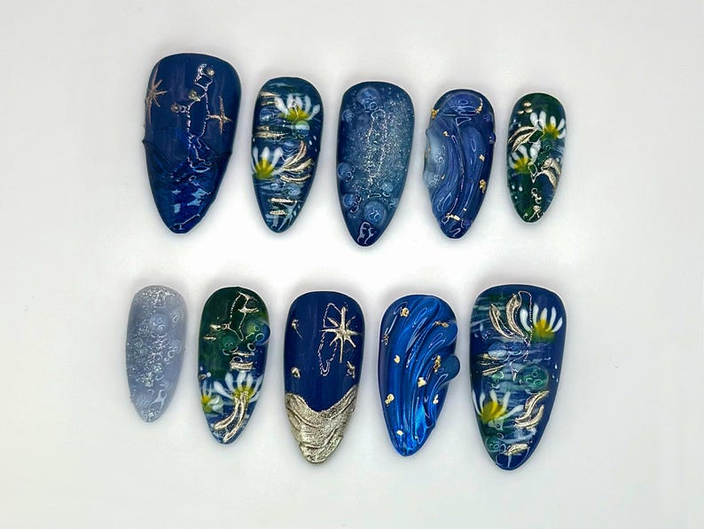 Midnight Daisy Garden Nail Art Handpainted Blue Ocean Waves & Starfish Nails Ocean Themed Nail Art with Gold Accents OC531HC