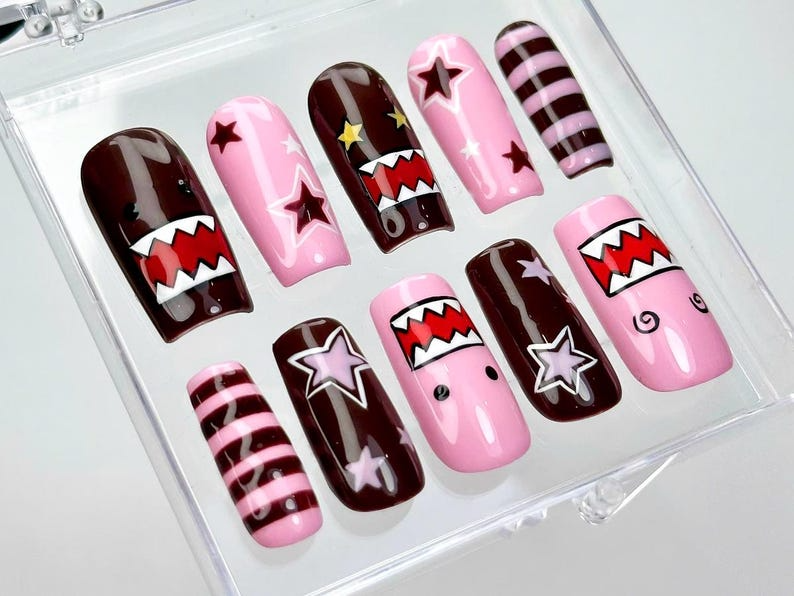 Kawaii Pink Monster Press On Nails Domo Character Nail Art Pink & Brown Cartoon Nails Cute Star Stripes Nails Handmade Nails