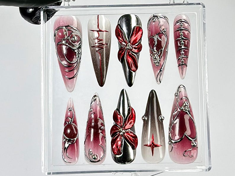 Gothic Butterfly Press On Nails Vampire Aesthetic Fake Nails Deep Red & Black Ombre Nail ArtY2K, Goth, Gothic NailsDark Nails|OB788YC