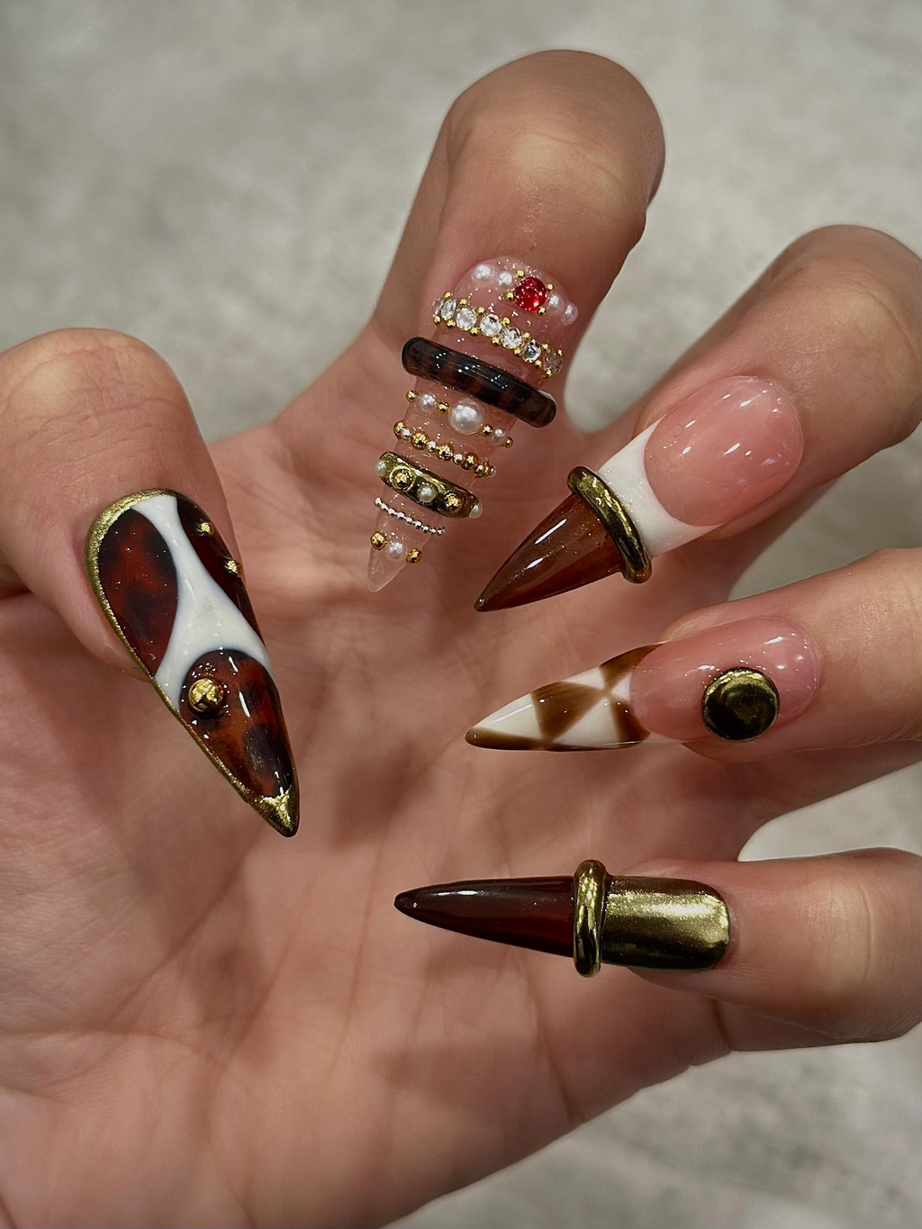 Brown Gold Luxe Press On Nails, Sculptural Ring Nail Art, Luxury Jewelry Inspired Nails