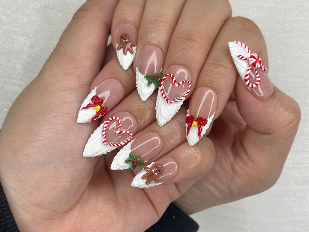 Winter Wonderland Press On Nails For Christmas 3D Christmas Cookie Nail Art Red White Holiday Nails Gingerbread & Bow Press Ons