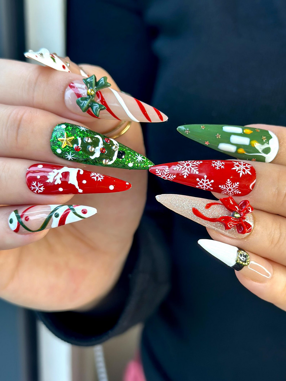Cozy Knit Christmas Press On Nails Red Green Holiday Nail ArtFestive Tree & Ribbon Design