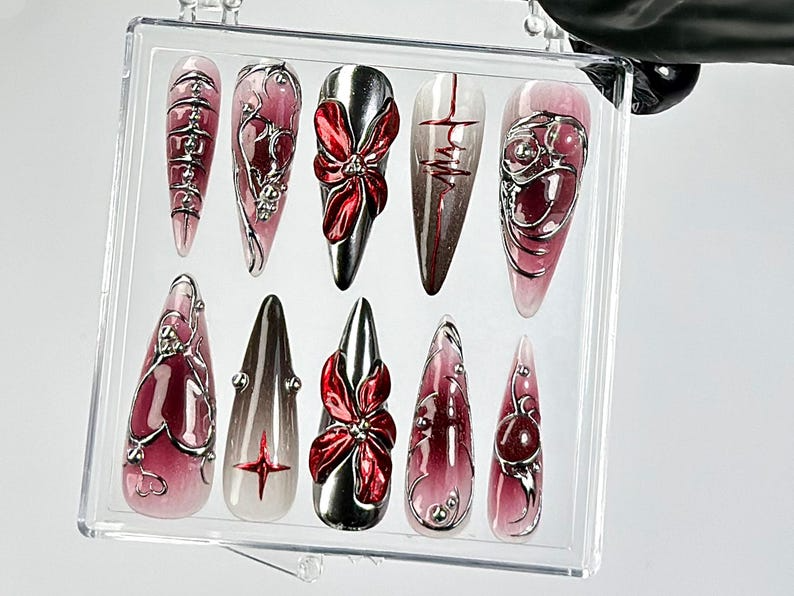 Gothic Butterfly Press On Nails Vampire Aesthetic Fake Nails Deep Red & Black Ombre Nail ArtY2K, Goth, Gothic NailsDark Nails|OB788YC
