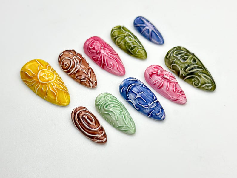 Celestial Carved Texture Press On Nails Abstract Nature Nail Art Earth Element Nail Set 3D Carved Nails Colorful Press Ons