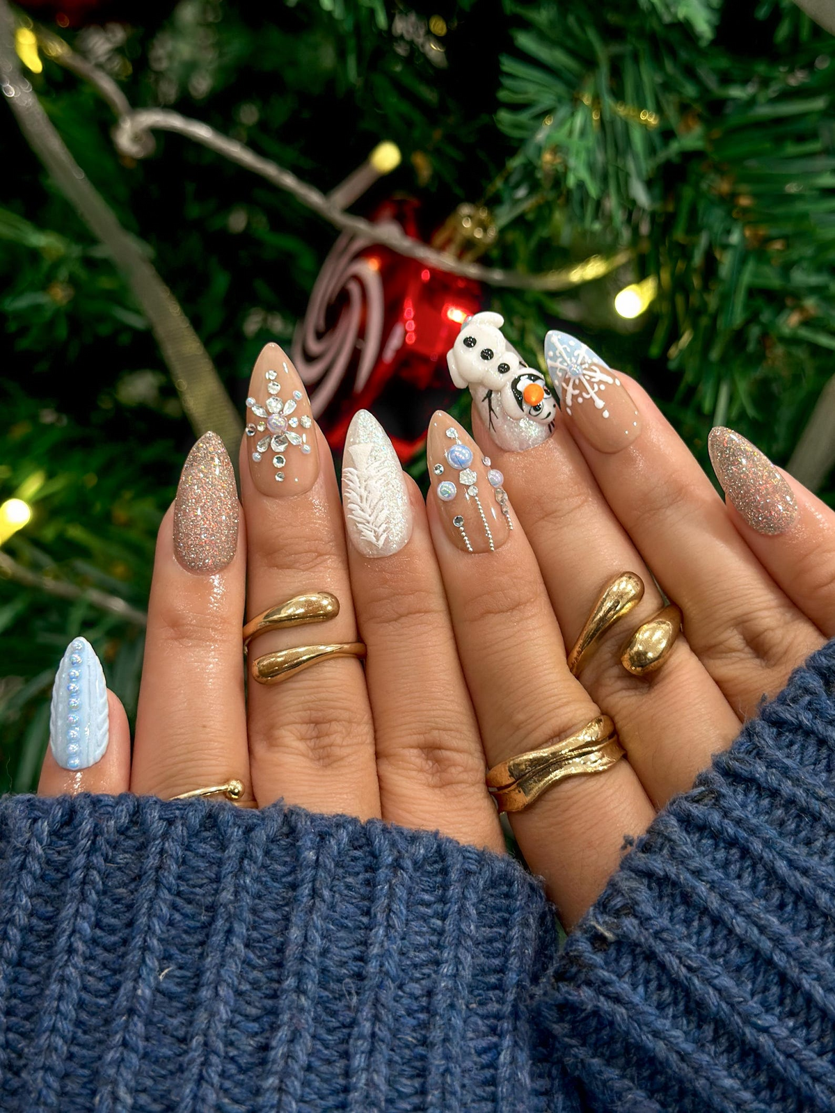 Frosty Snowman Winter Press On Nails 3D Snowman Christmas Nail Art 3D Snowman Accent Crystal Nude Winter Nails