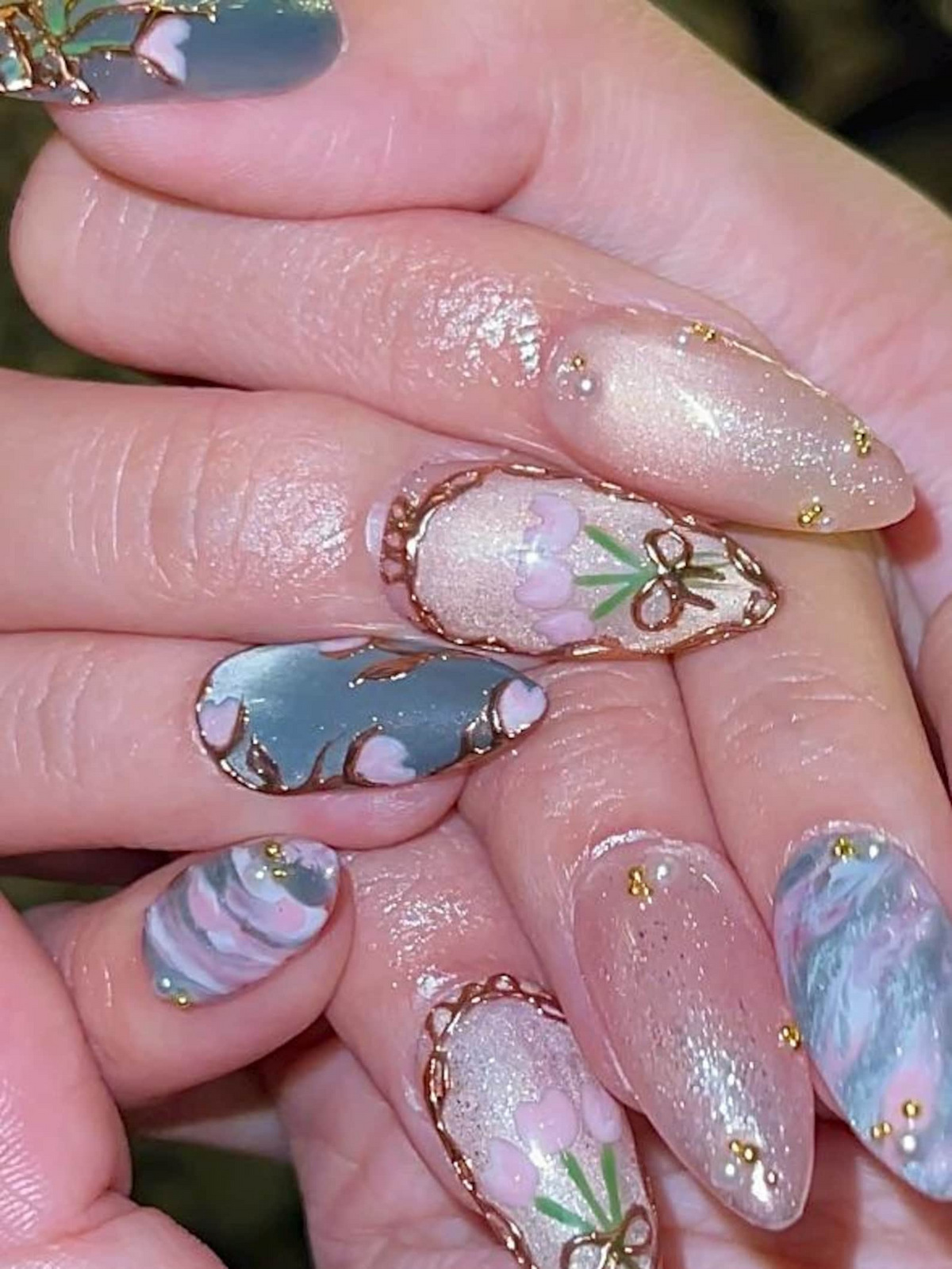 Custom Floral Coquette Nails, Soft Jade and Pearl Shimmer Press Ons, Hand-Painted Tulip