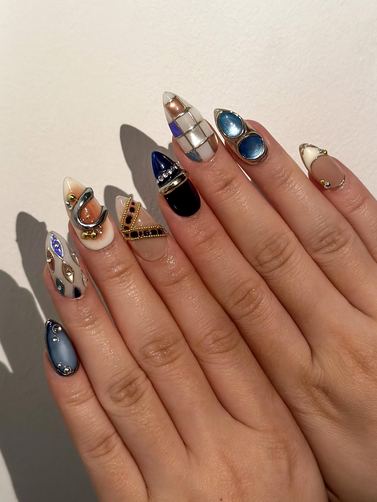 Luxury Blue Silver Press On Nails Nude Gilded Ring Nail Art Nude & Steel Statement Nails