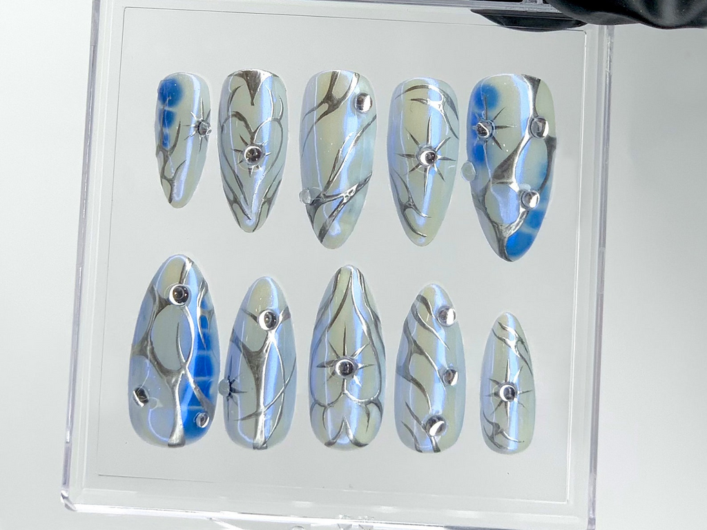 Elegant Blue Marble Press On Nails Hand-Painted 3D Silver Patterns And Crystals Fake Nails Rhinestone Nails Y2k Nail Art OC557YL