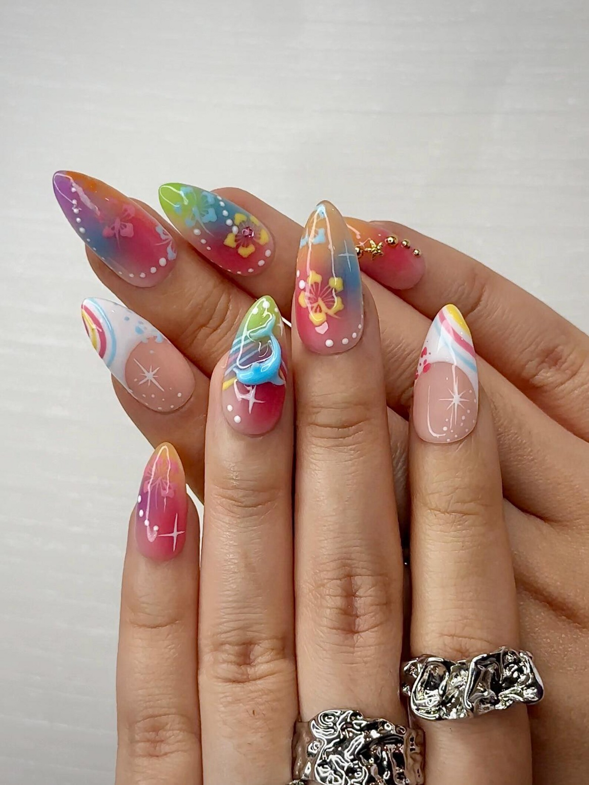 Midnight Sun Press On Nails for Y2K Lovers Sunset Ombre Rainbow Nails with 3D Floral Art