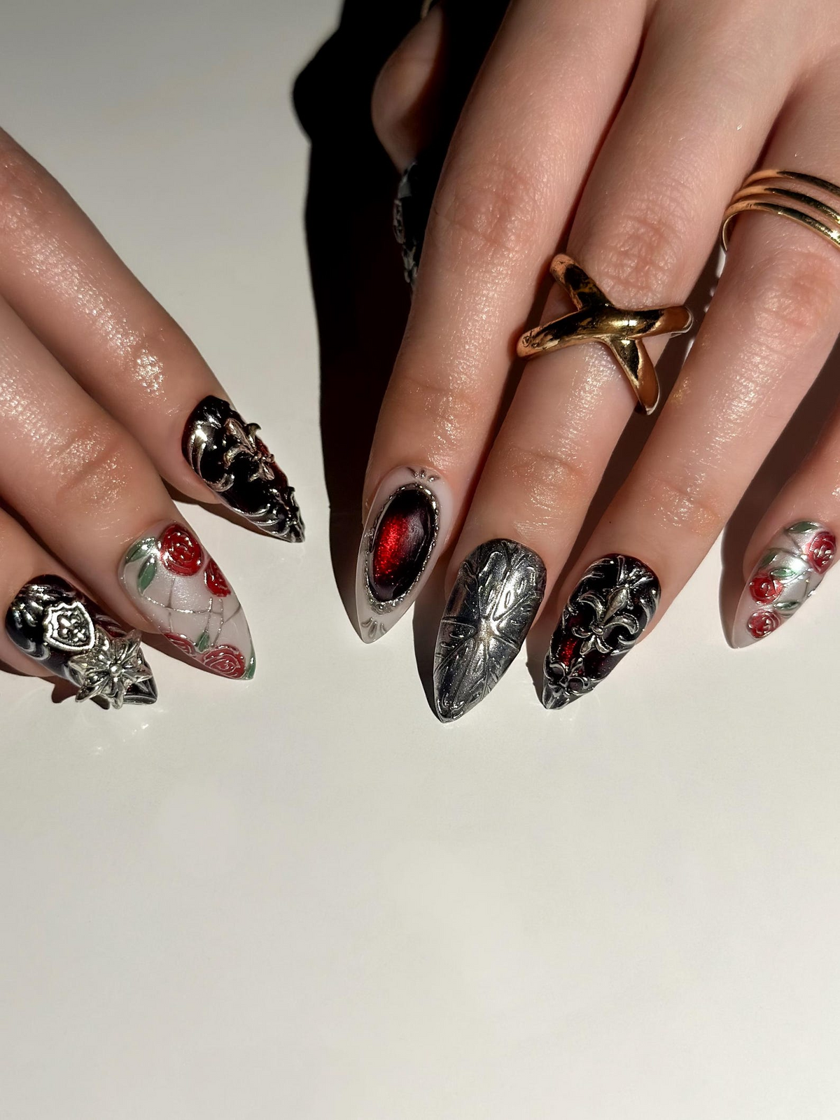Gothic Rose Black Press On Nails Dark Red Black Luxury Nail Art Baroque Armor Stiletto