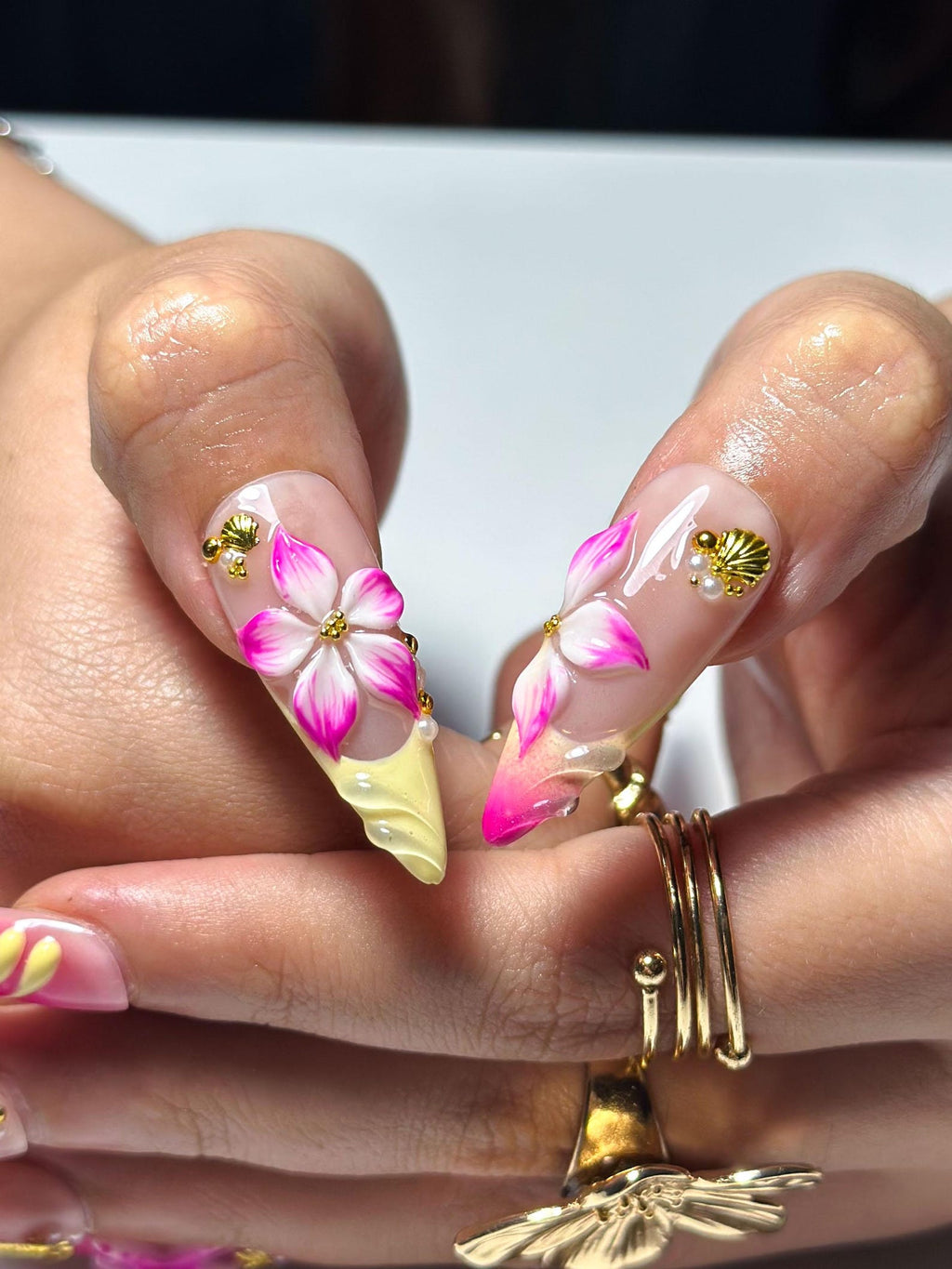 3D Starfish Hibiscus Press On Nails, Neon Pink Yellow Ombre Tropical Summer Fingernails