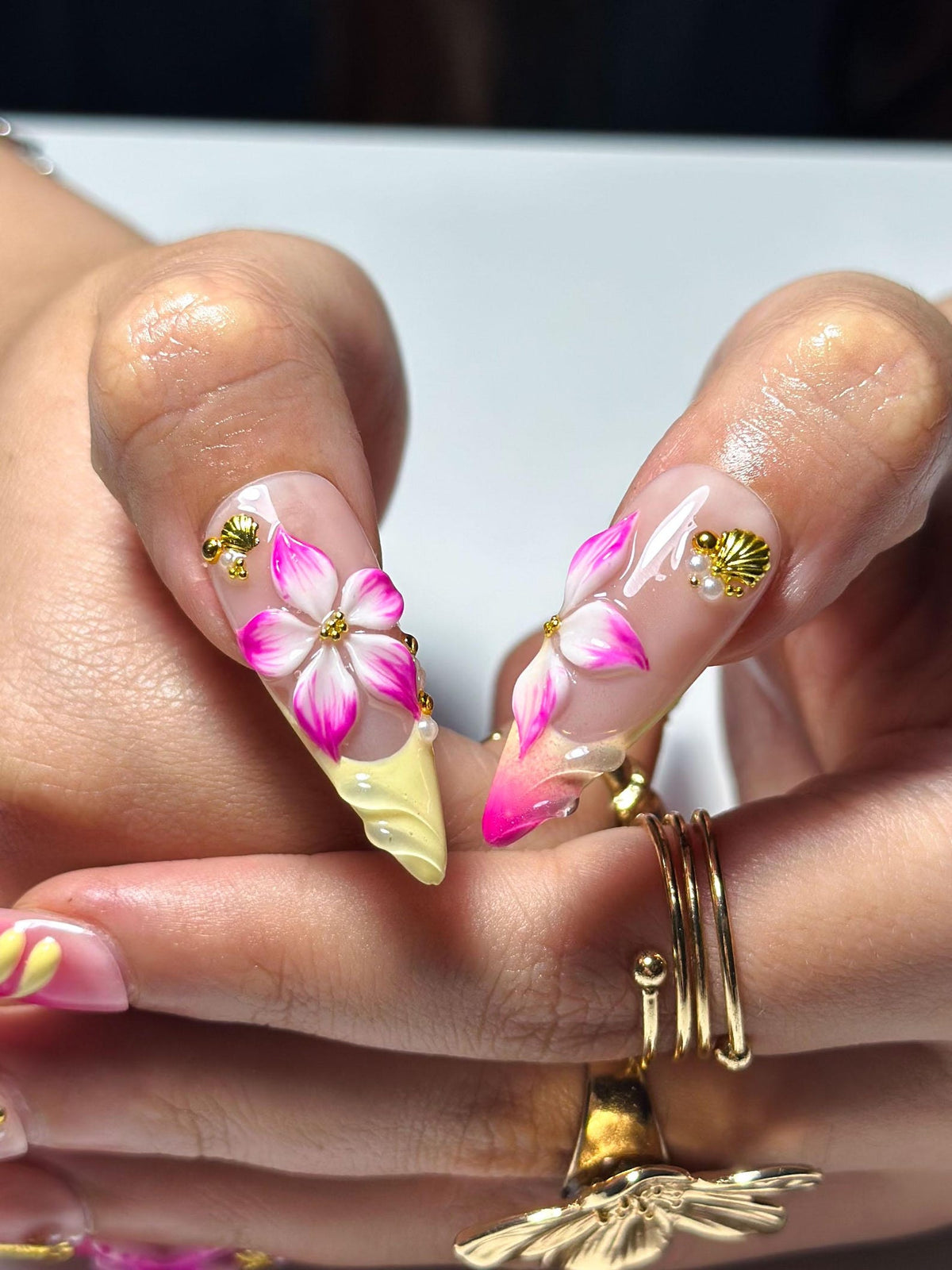3D Starfish Hibiscus Press On Nails, Neon Pink Yellow Ombre Tropical Summer Fingernails