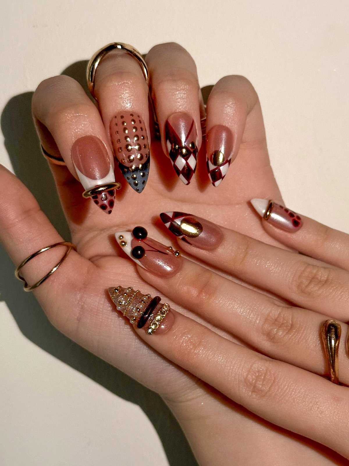 Gold Ring Luxury Press On Nails Pearl Nude & Gold Hardware Nails Luxury Gilded Almond Nail