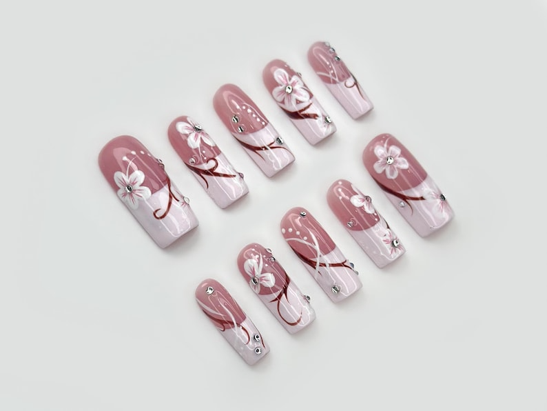 Floral Pink Gradient Press On Nails Elegant Pink Floral Nail Art Rhinestone & Petal Design Romantic Spring Nails
