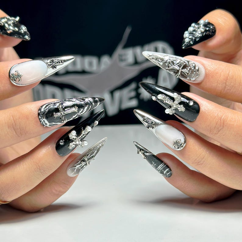 Black Gothic Press On Nails Dark Alternative Nail Art 3D Cross Nail Art with Pearls Punk Fake Nails Punk Rock Press Ons
