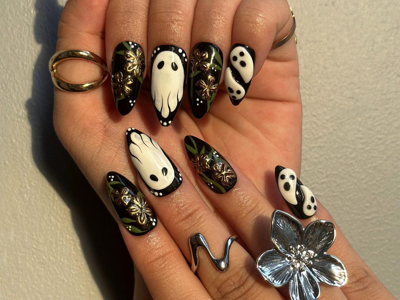 Midnight Ghost Garden Press On Nails, 3D White Ghost Nail Art, Black & Gold Floral