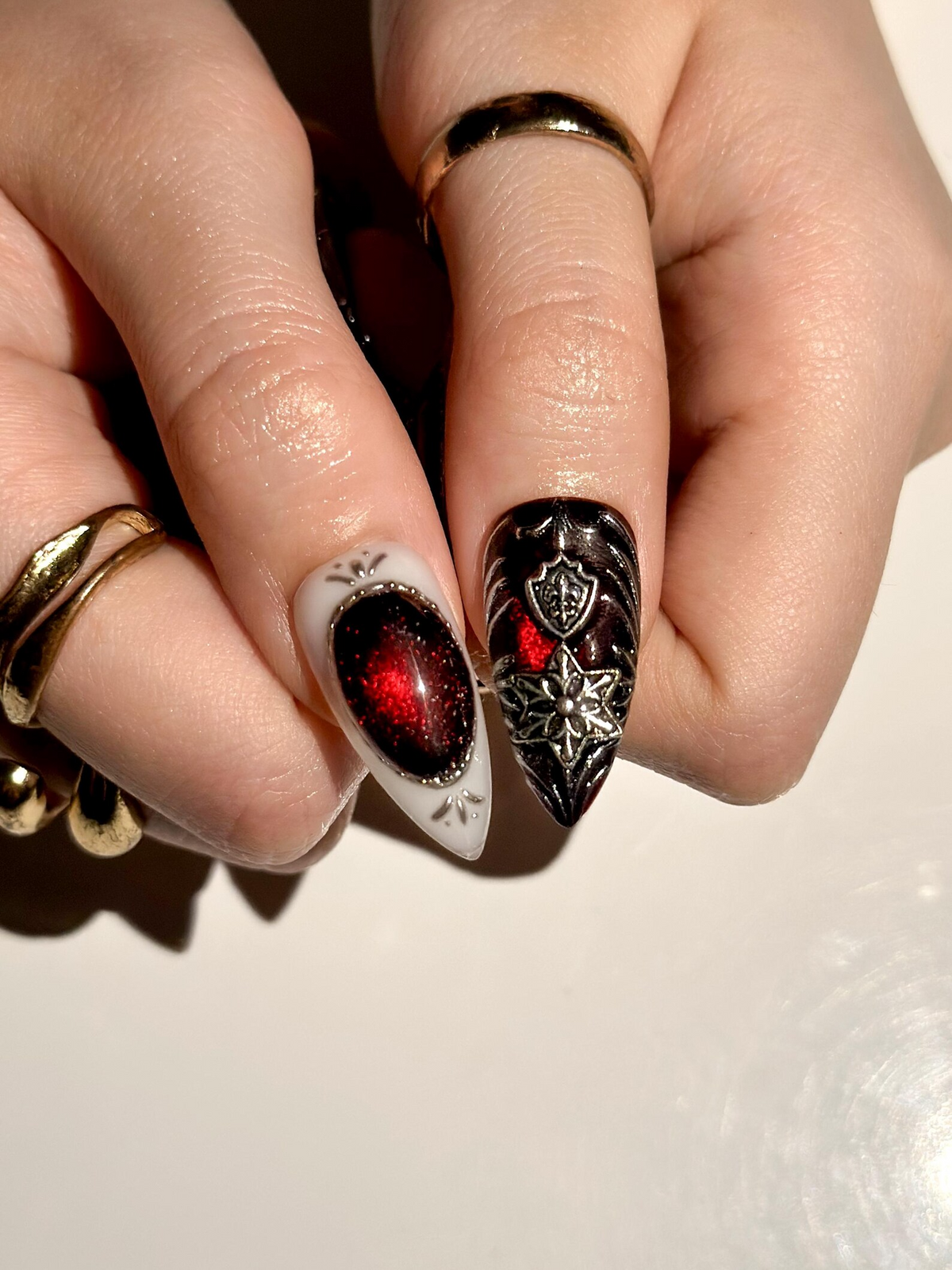 Gothic Rose Black Press On Nails Dark Red Black Luxury Nail Art Baroque Armor Stiletto