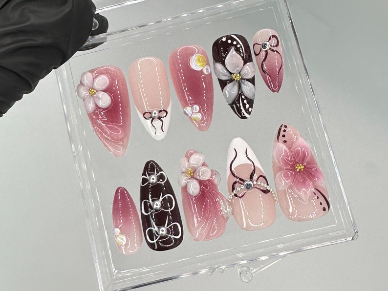 Elegant Pink & Burgundy Floral Short Press On Nails Luxury Bridal Fake Nails Gradient Pink Nail Art Burgundy False Nails OC707YG