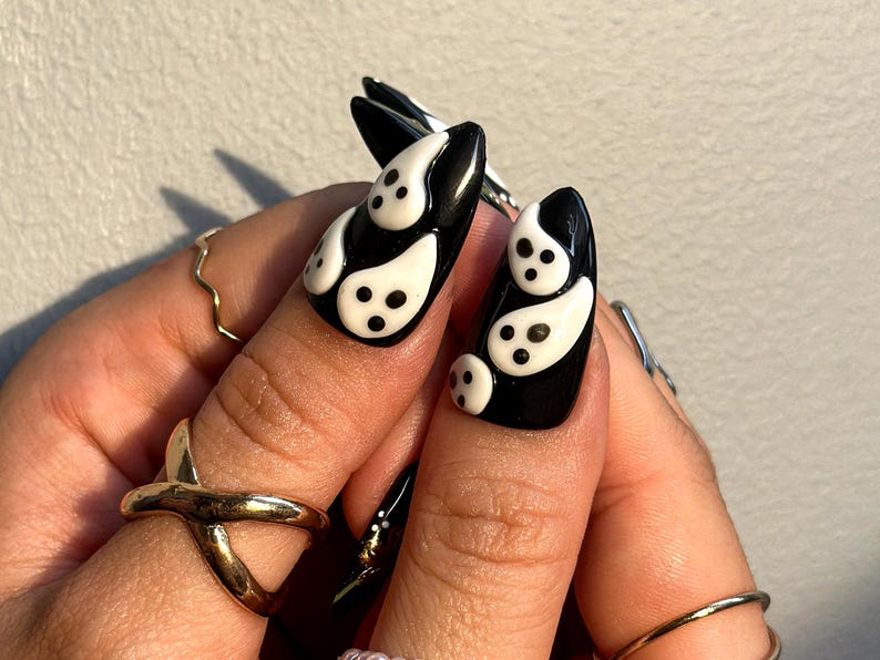 Midnight Ghost Garden Press On Nails, 3D White Ghost Nail Art, Black & Gold Floral