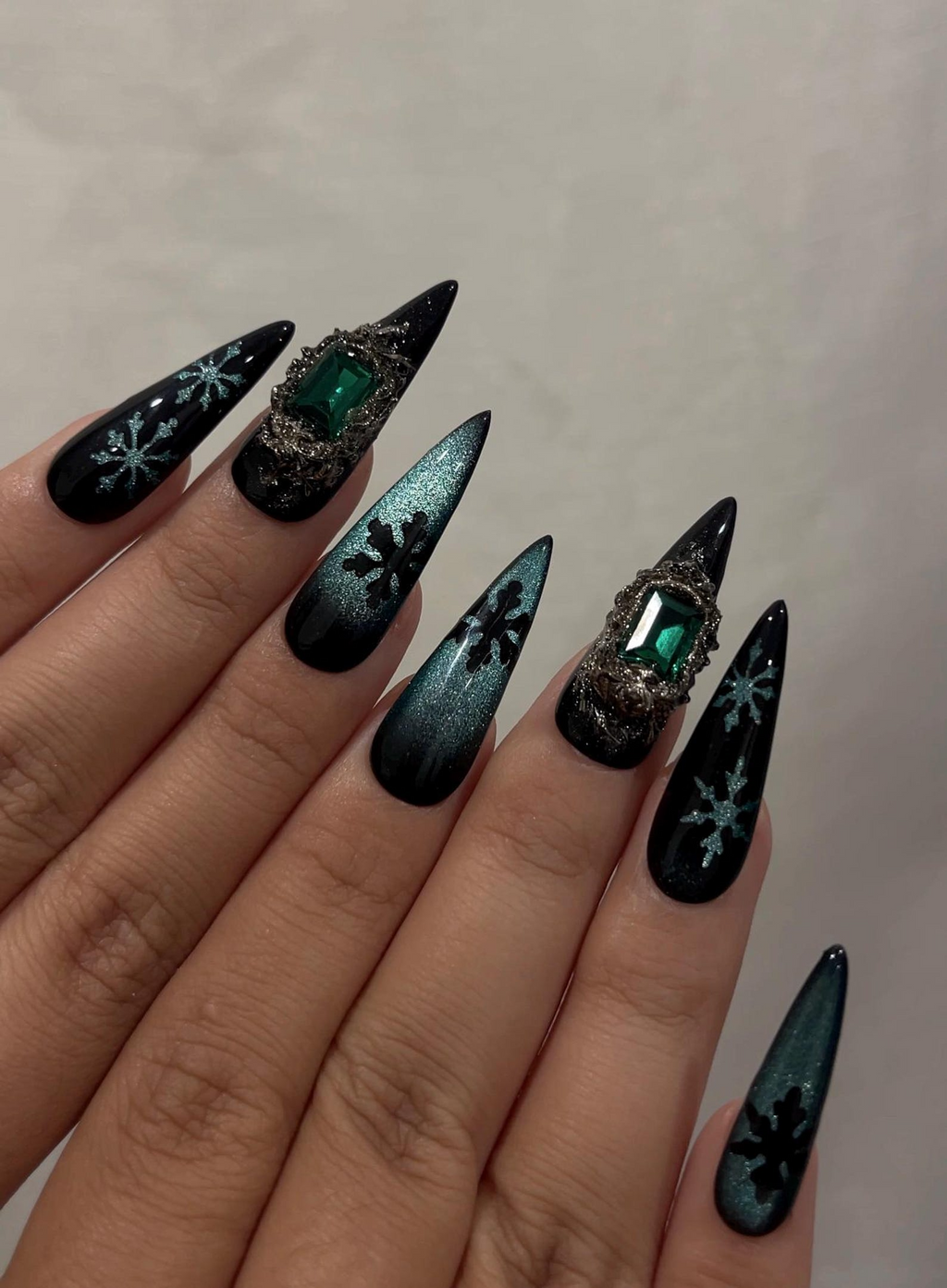 Emerald Snowflake Christmas Press On Nails Black Green Winter Nails Luxe Holiday Nail Art Stiletto Press Ons Winter Set
