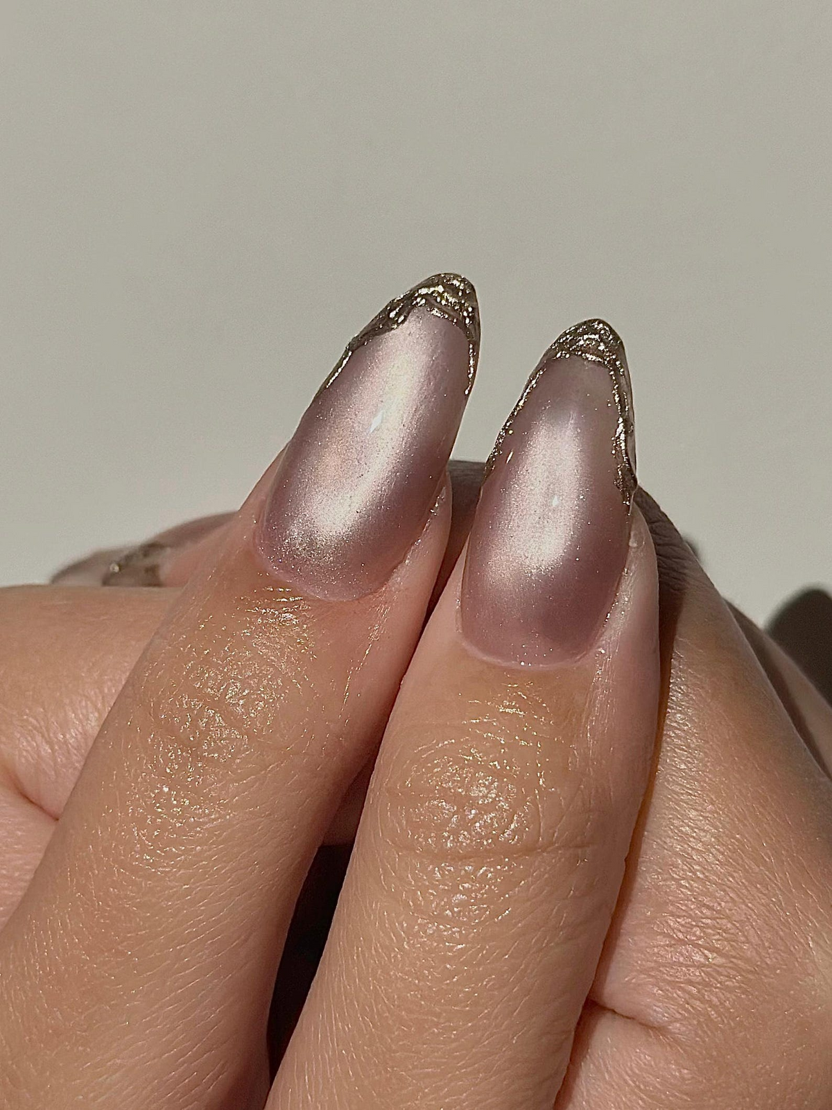 Luxury Cat Eye Press On Nails, Luxury Gold Foil Trim Fake Nails, Elegant Nude Shimmer
