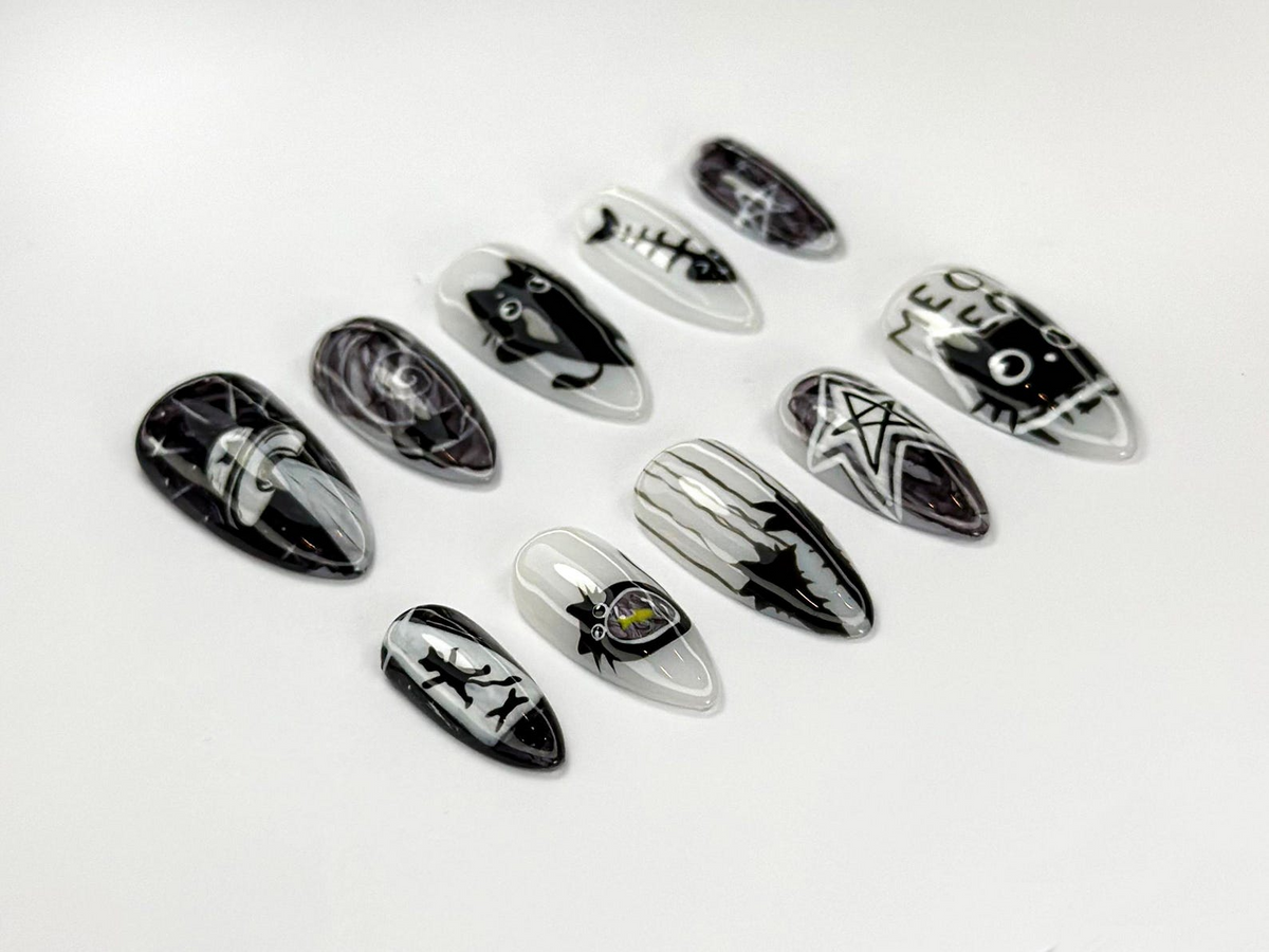 Alien Cat-Themed Press-On Nails Cute Creepy Goth Nail Art Cat Alien Aesthetic Black Cat & Star Nail Set Horror Nails OB736HC