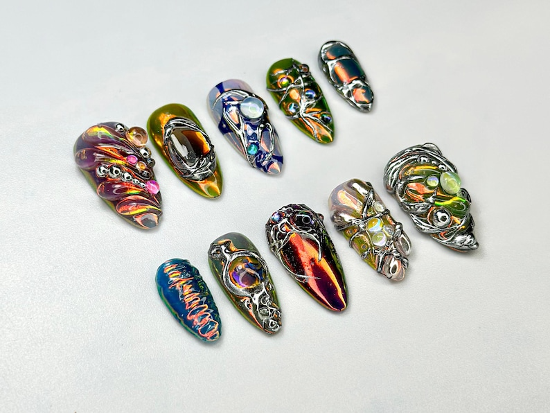 Edgy Metallic 3D Press-On Nails Holographic Gem Nail Design Metallic Chrome Nail Set Chrome Press-On Nail Set OB688H