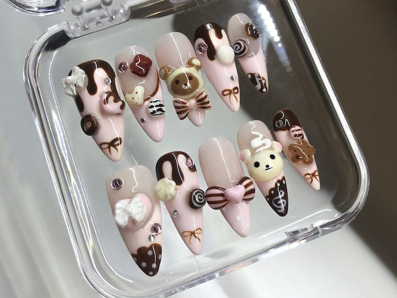 Cute Dessert Press On Nails 3D Sweets And Bear Designs with Bow Fake Nails 3D Chocolate, Candy Acrylic Nails Kawaii Nails OB549Y