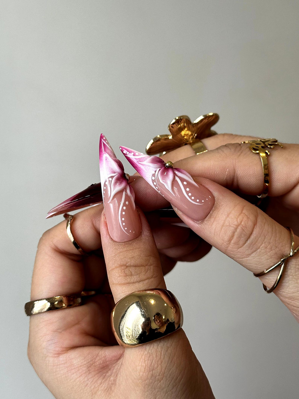 Elegant Floral Press On Nails 3D Floral Ombre Nails Burgundy & Pink Gradient Nail Art