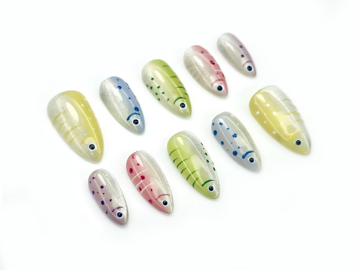 Shimmering Tropical Fish Press On Nails Colorful Ocean-Inspired Nail Art Silver Glitter Base with Vibrant Fish Details