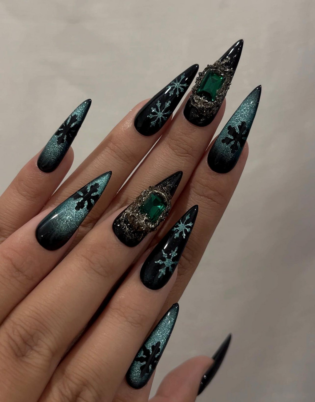 Emerald Snowflake Christmas Press On Nails Black Green Winter Nails Luxe Holiday Nail Art Stiletto Press Ons Winter Set