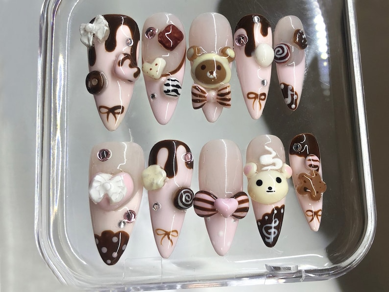 Cute Dessert Press On Nails 3D Sweets And Bear Designs with Bow Fake Nails 3D Chocolate, Candy Acrylic Nails Kawaii Nails OB549Y