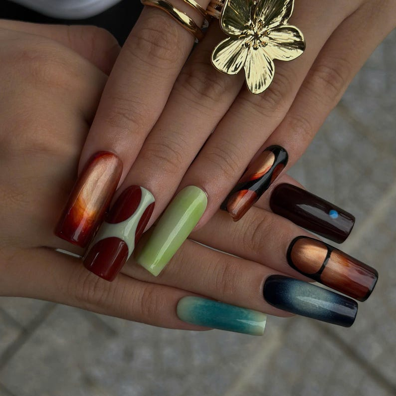 Abstract Press On Nails with Aura Gradient, Retro Mismatched Fake Nails in Long Square