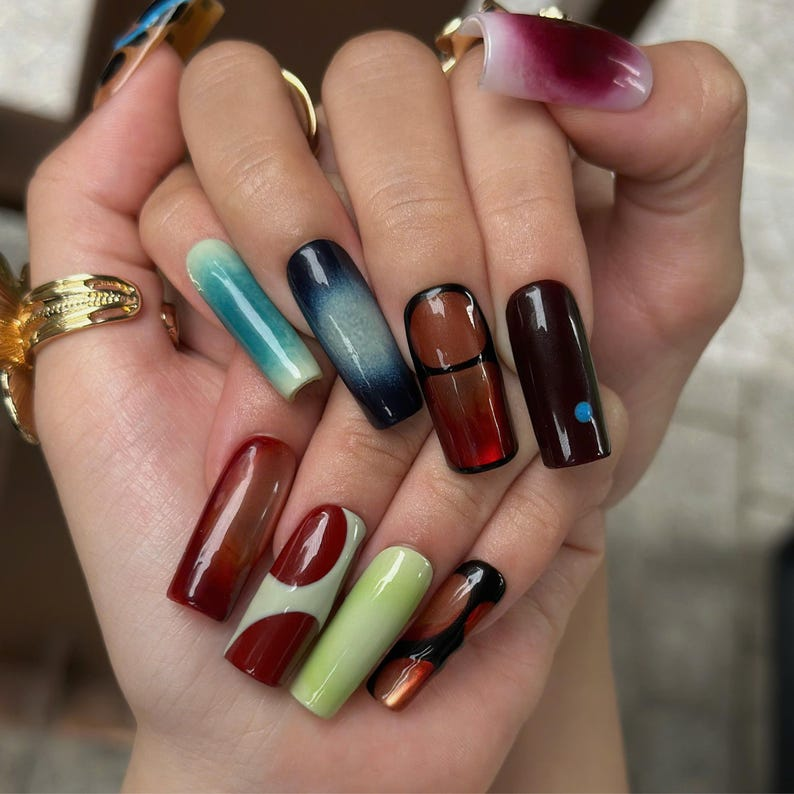 Abstract Press On Nails with Aura Gradient, Retro Mismatched Fake Nails in Long Square