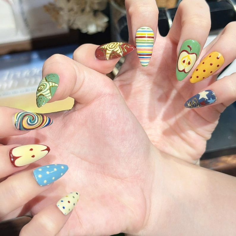 Autumn Press On Nails with Retro Apple & Plaid , Handmade Vintage Fake Nails in Almond