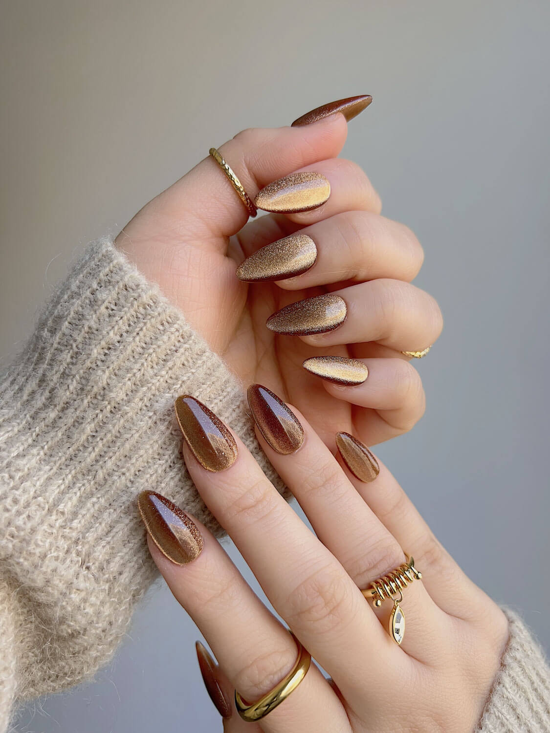 Light Brown Color Cat Eye Reusable Press On Nails